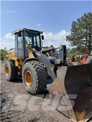John Deere 544K Pale gommate