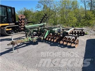 John Deere 640 Erpici a dischi