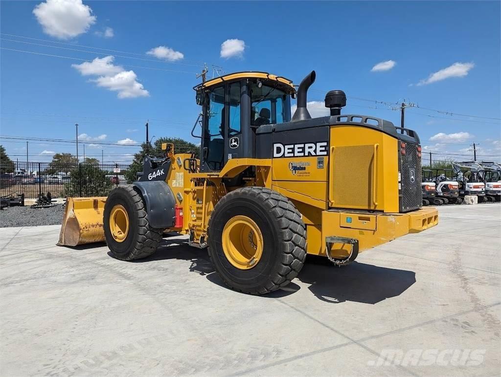John Deere 644K Pale gommate