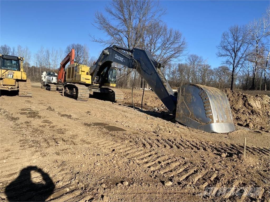 John Deere 670G LC Escavatori cingolati