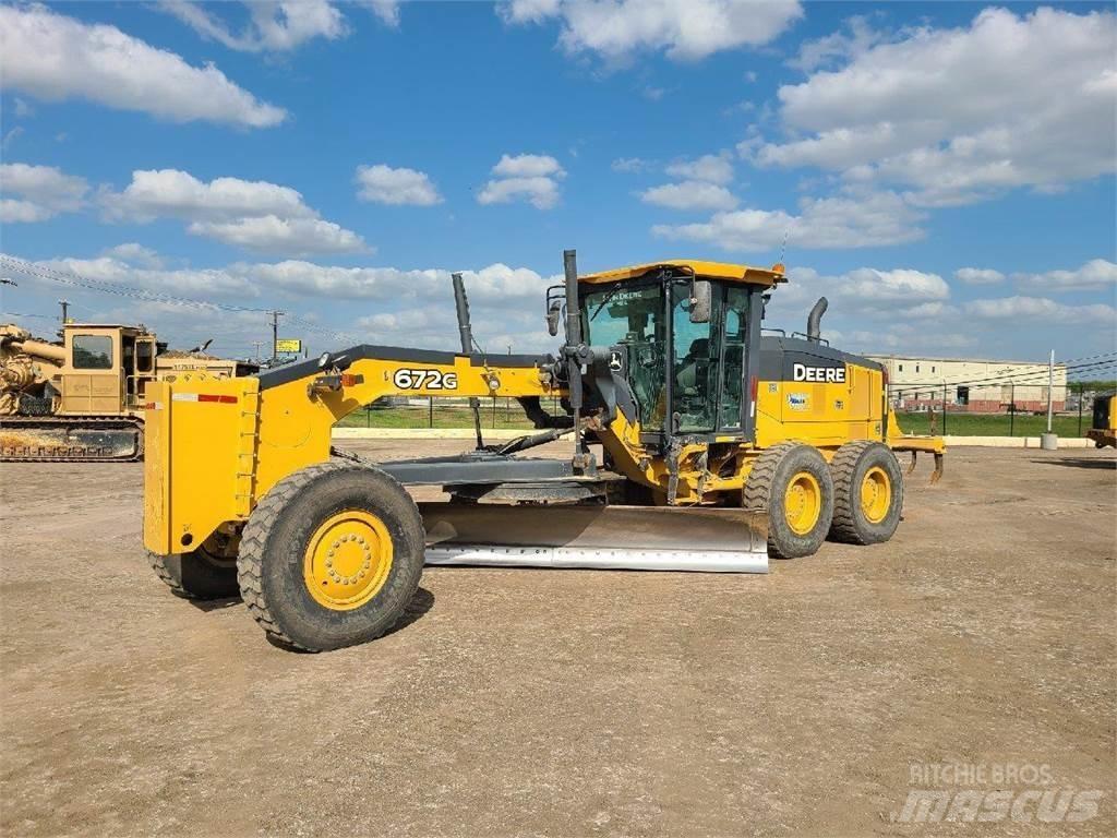 John Deere 672G Motorgraders