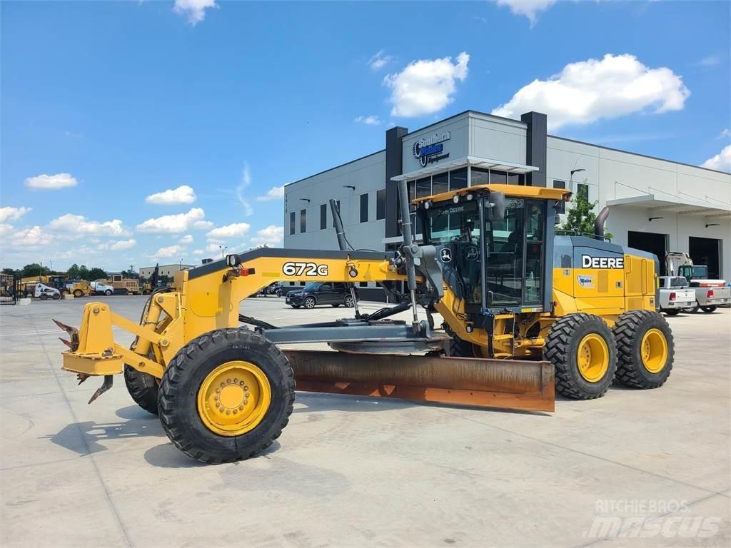 John Deere 672G Motorgraders