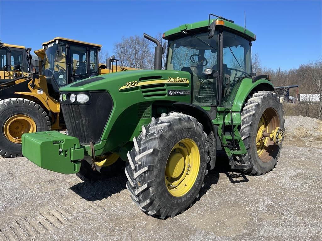John Deere 7920 Trattori