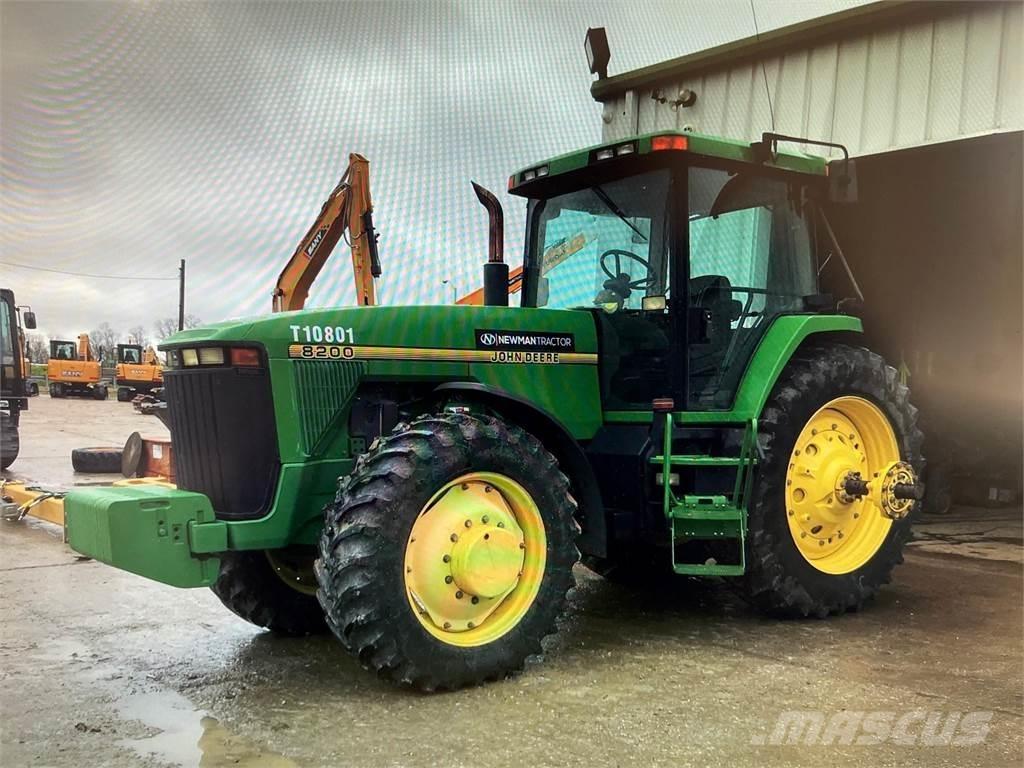 John Deere 8200 Trattori