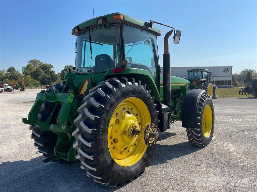 John Deere 8200 Trattori