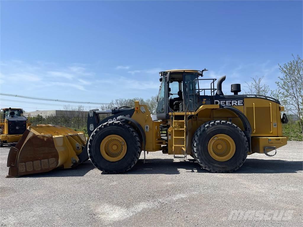 John Deere 844KIII Pale gommate