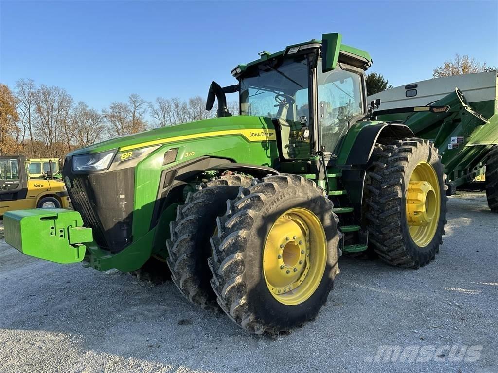 John Deere 8R 370 Trattori