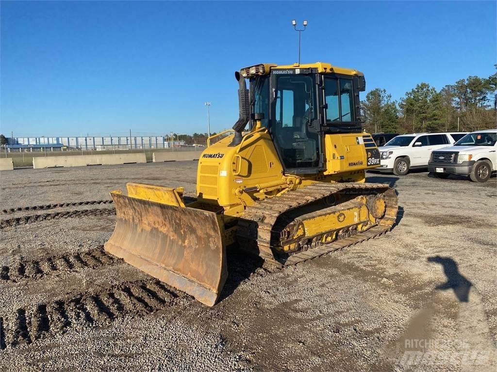 Komatsu D39PX-24 Dozer cingolati