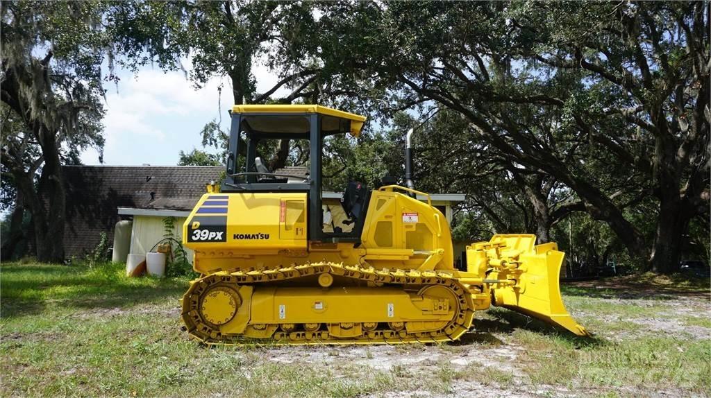 Komatsu D39PX-24 Dozer cingolati