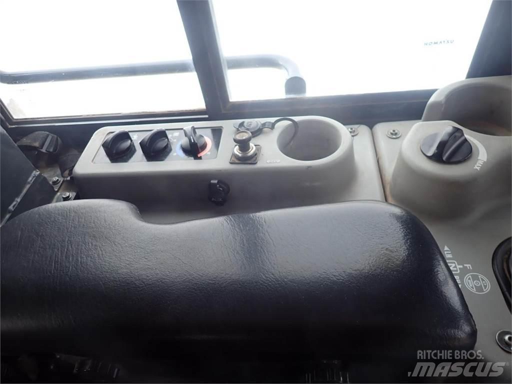 Komatsu D61PXi-24 Dozer cingolati