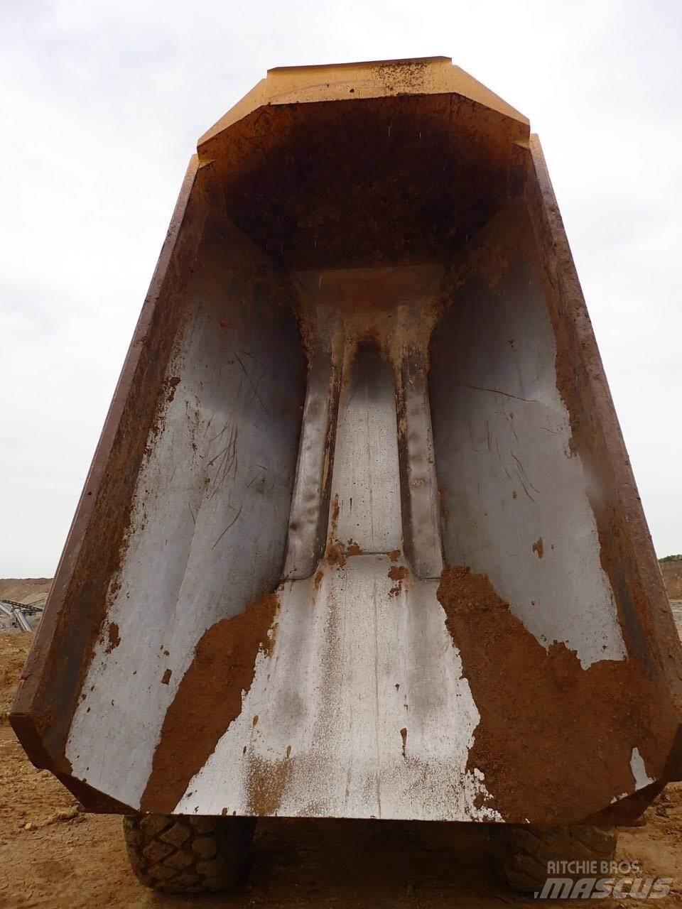 Komatsu HM400-3 Dumpers articolati
