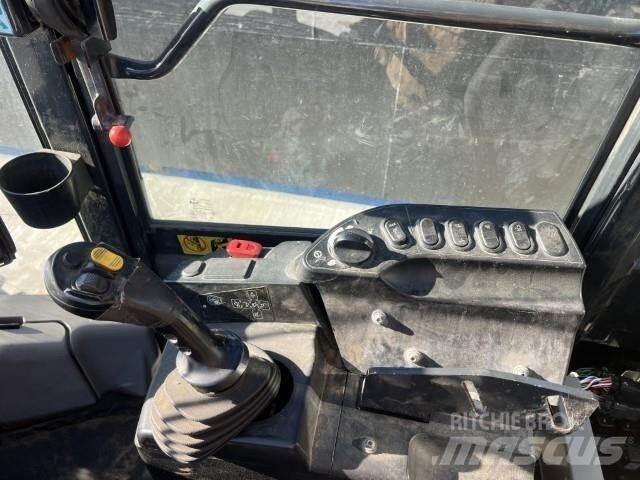 Komatsu WA270-8 Pale gommate