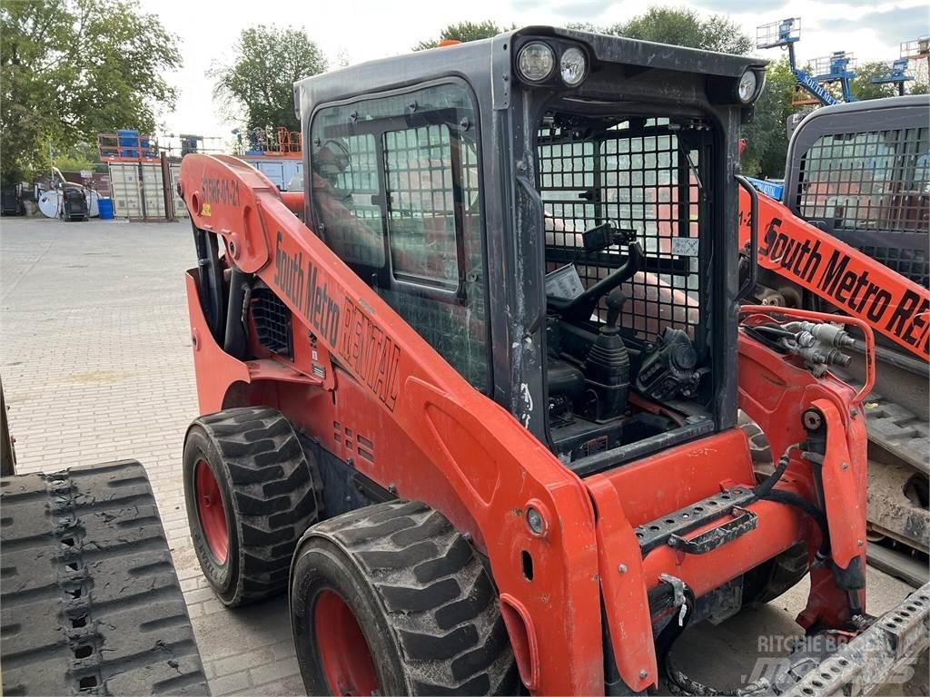 Kubota SSV75 Mini Pale Gommate