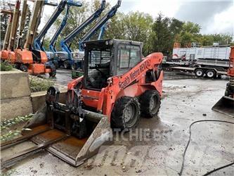 Kubota SSV75 Mini Pale Gommate