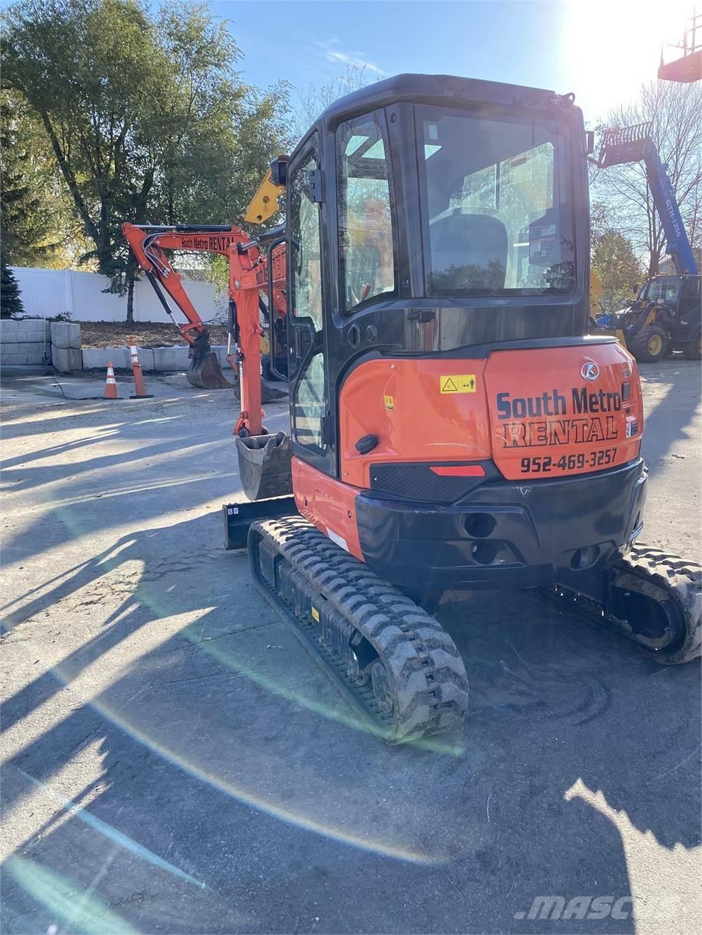 Kubota U35-4 Miniescavatori