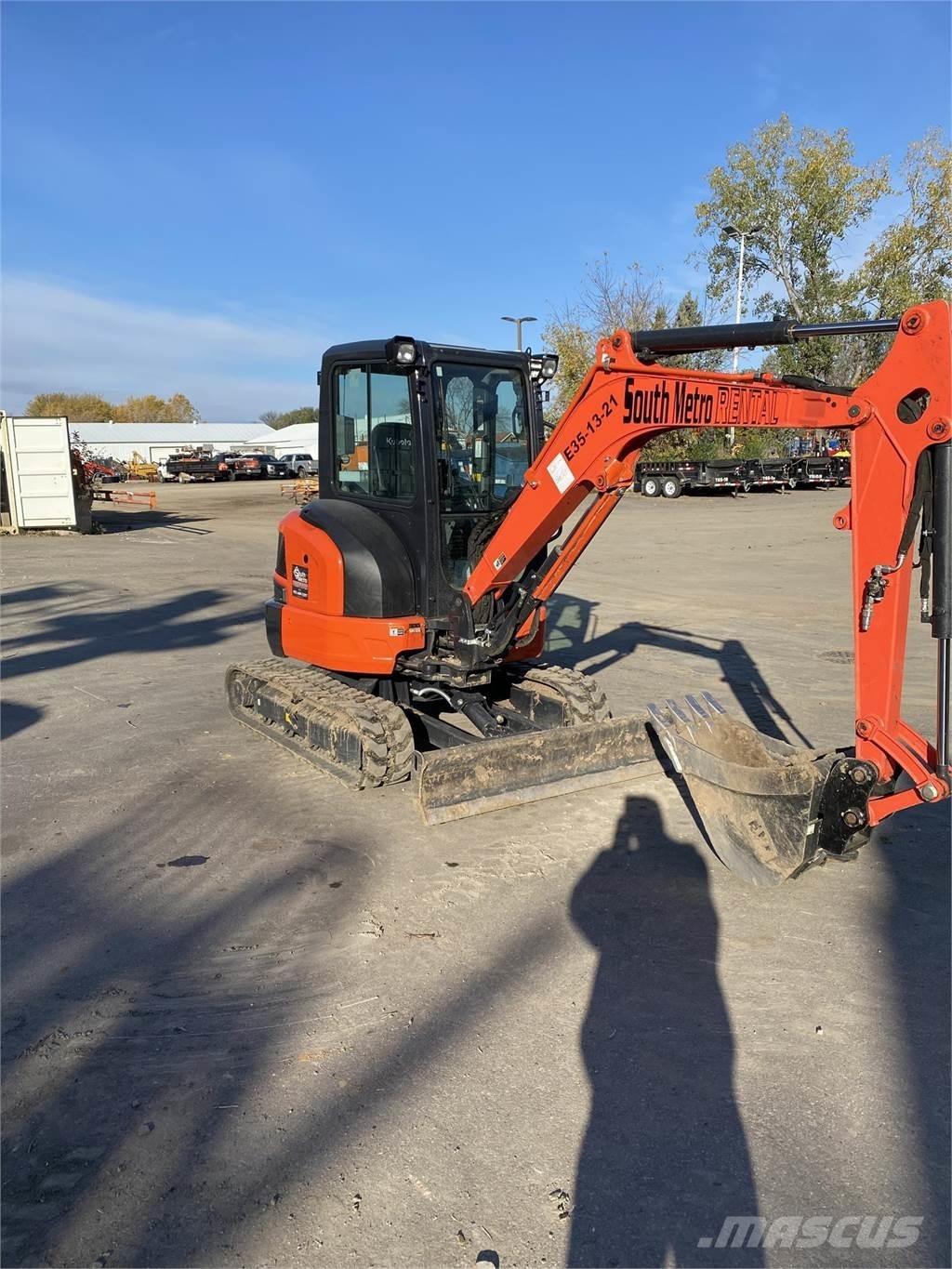 Kubota U35-4 Miniescavatori