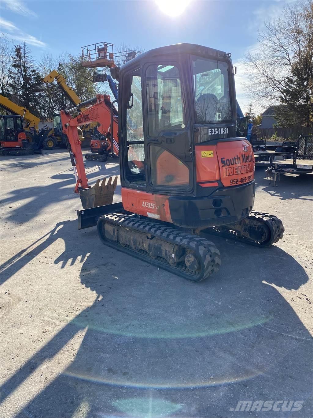Kubota U35-4 Miniescavatori
