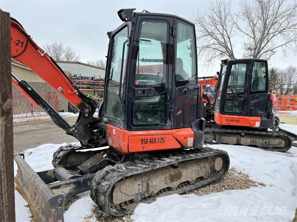 Kubota U55-5 Miniescavatori