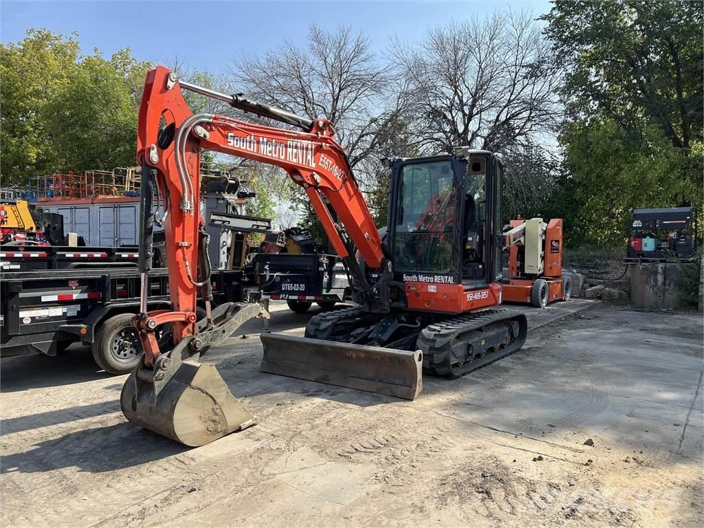 Kubota U55-5 Miniescavatori