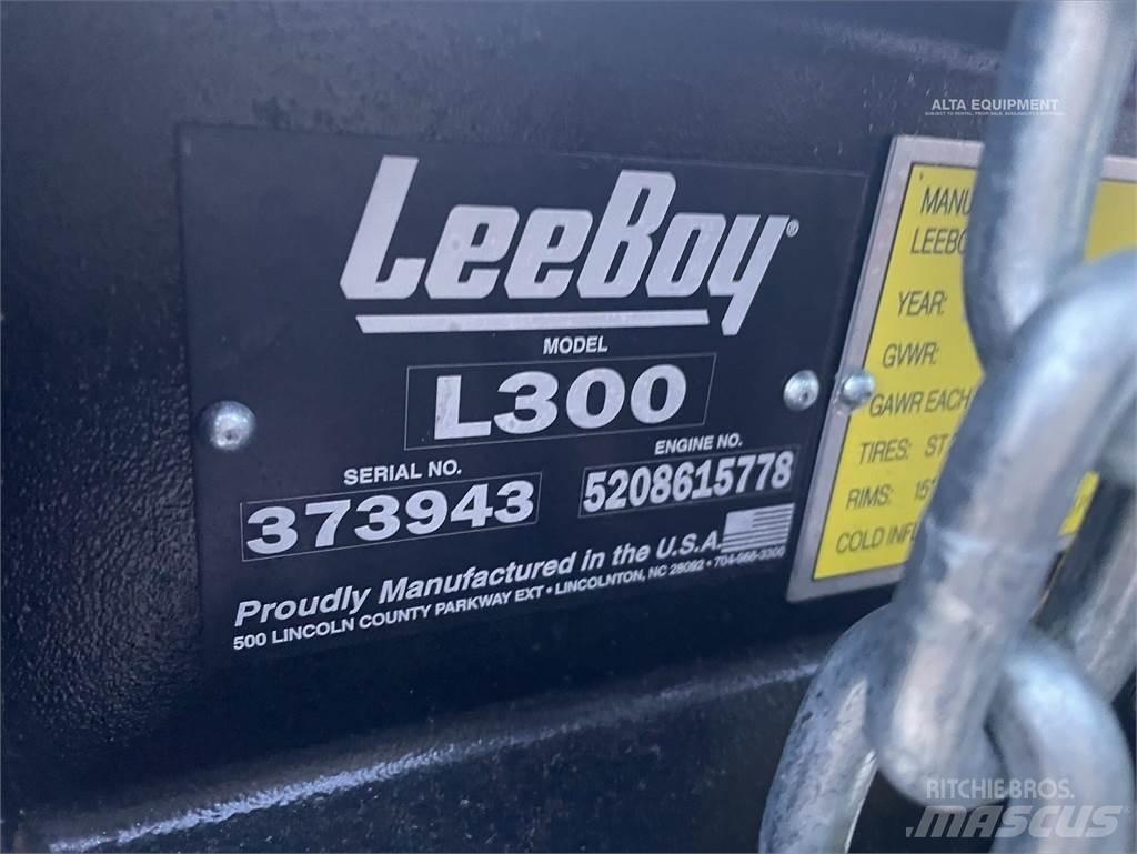LeeBoy L300 Finitrici