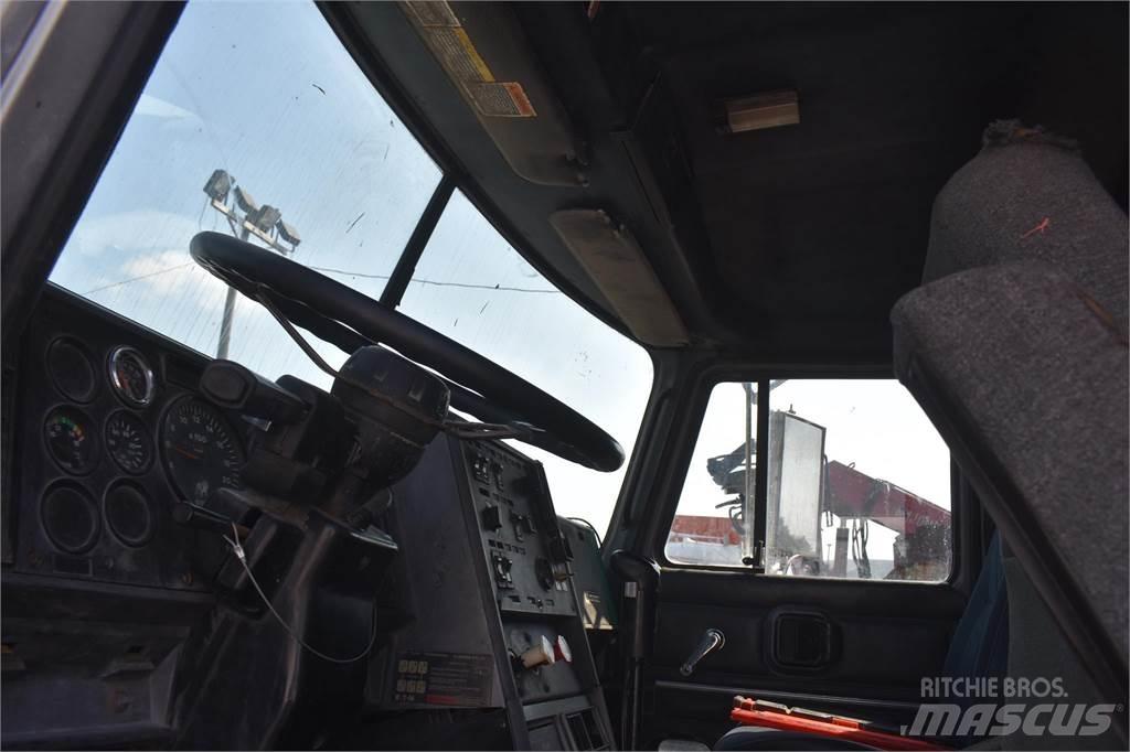 Mack CH613 Camion ribaltabili