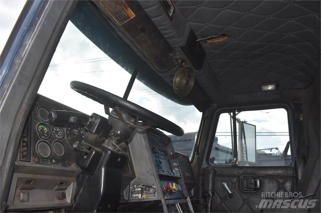 Mack CH613 Camion ribaltabili