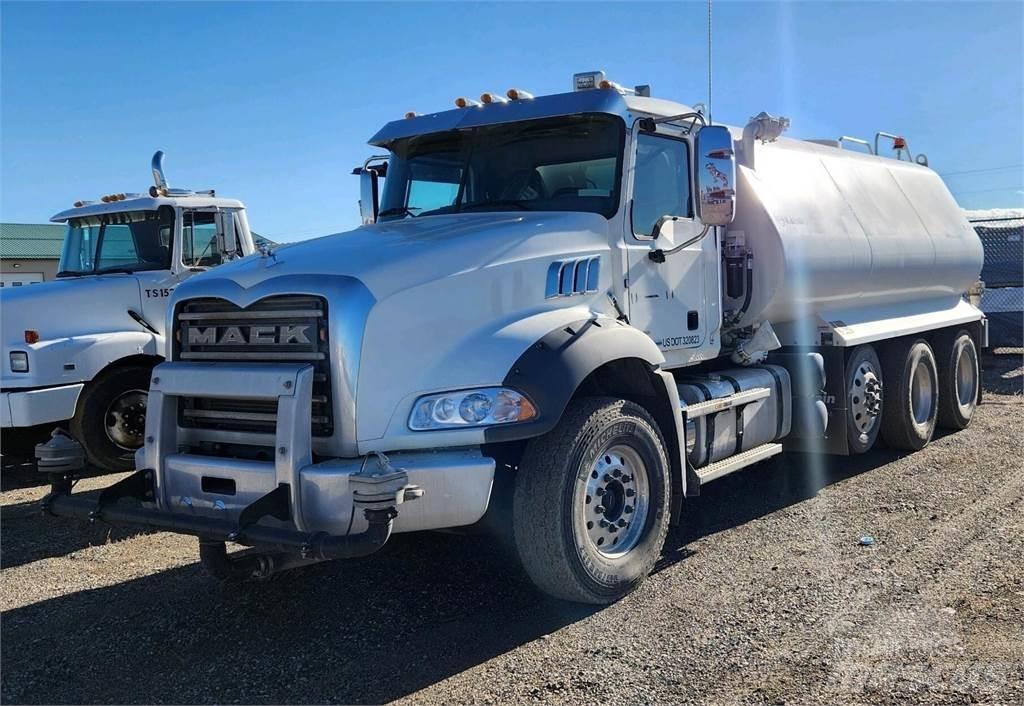 Mack GRANITE 84BR Autocisterne