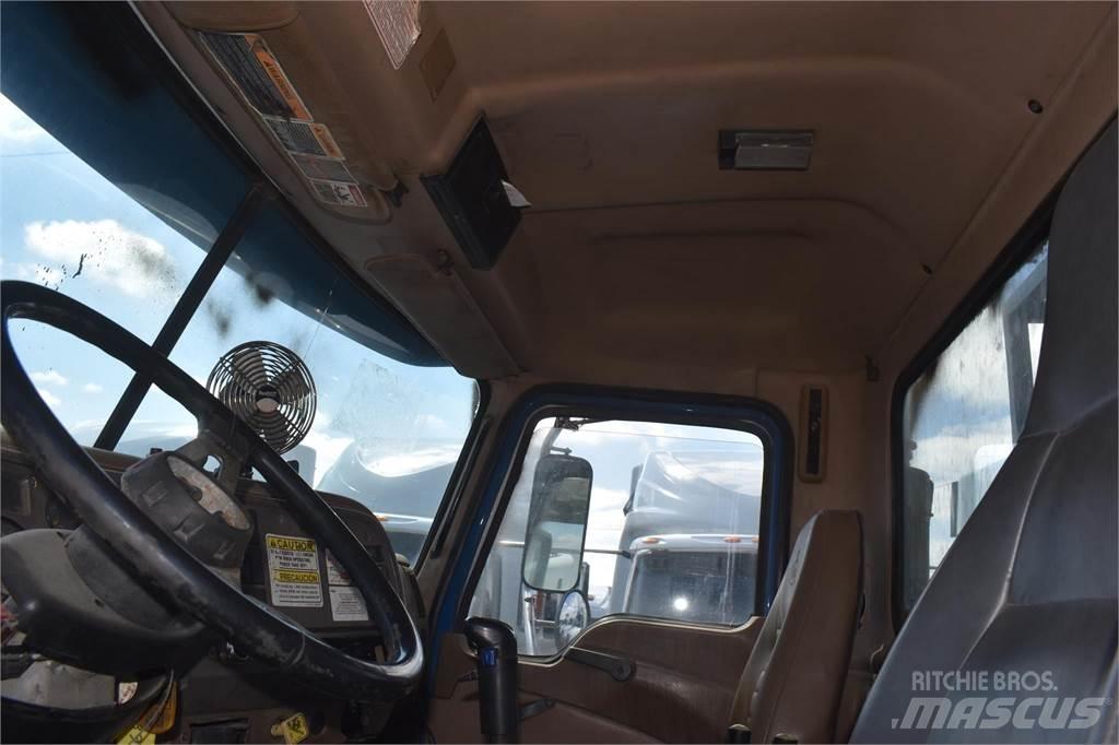 Mack GRANITE CV713 Autogru