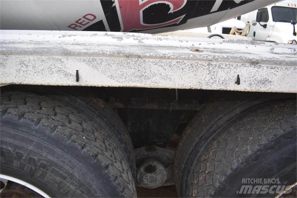 Mack GRANITE CV713 Betoniere