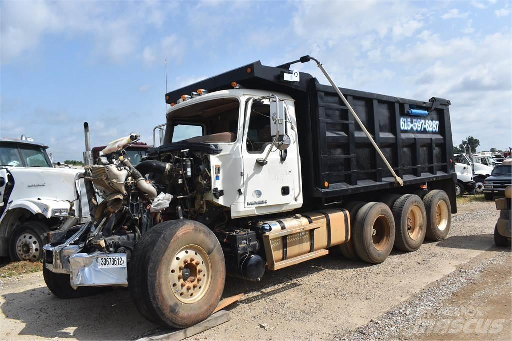 Mack GRANITE GU713 Camion ribaltabili