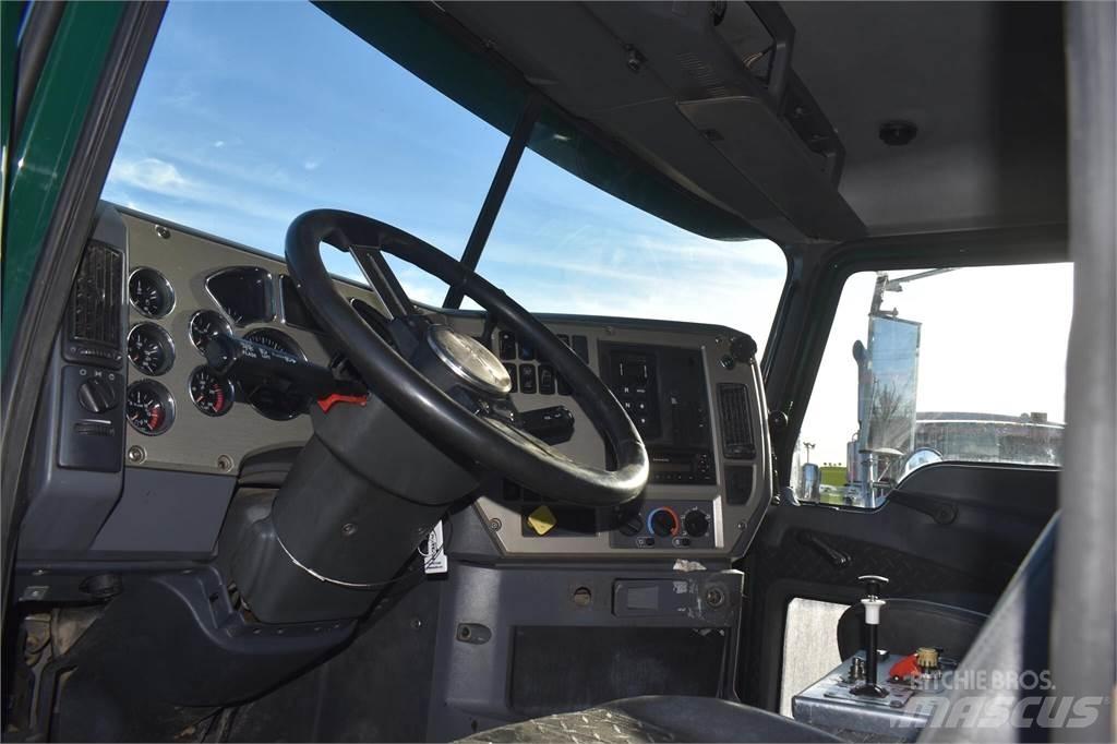 Mack GRANITE GU713 Camion ribaltabili