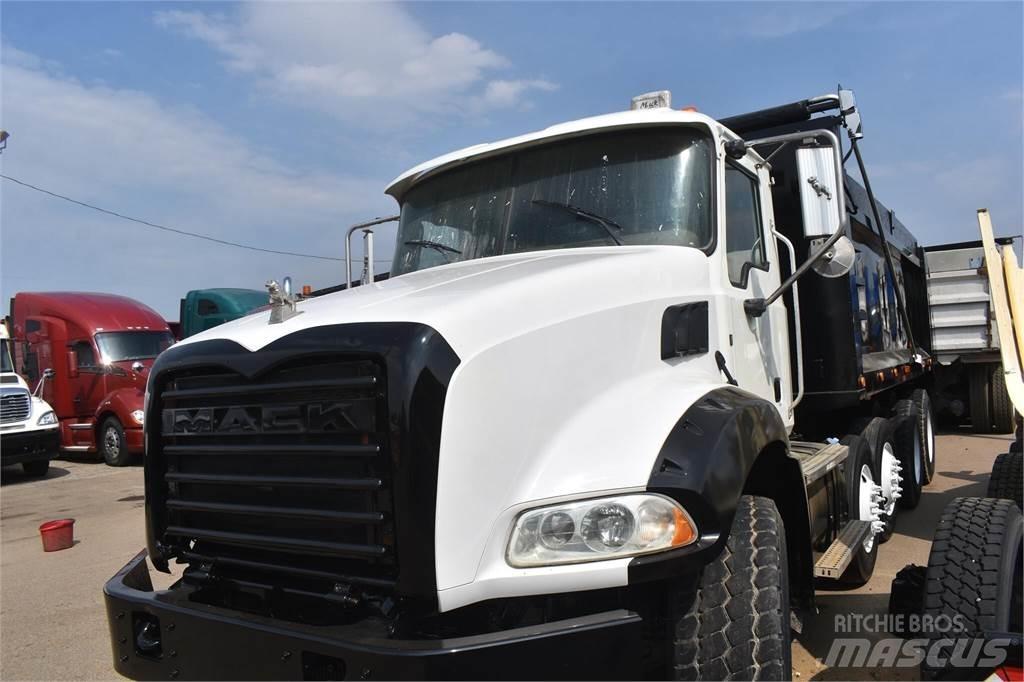 Mack GRANITE GU813 Camion ribaltabili