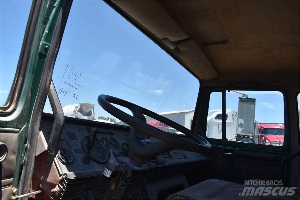 Mack MIDLINER CS200 Camion ribaltabili