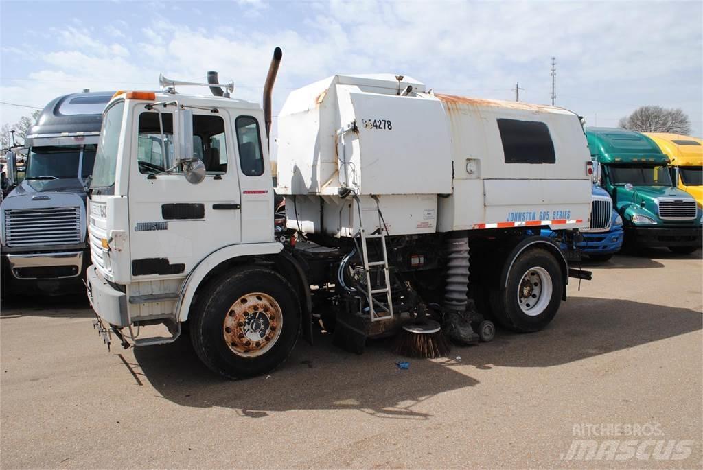 Mack MIDLINER MS250 Autocarro spazzatrice