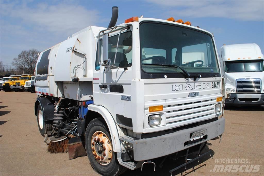Mack MIDLINER MS250 Autocarro spazzatrice