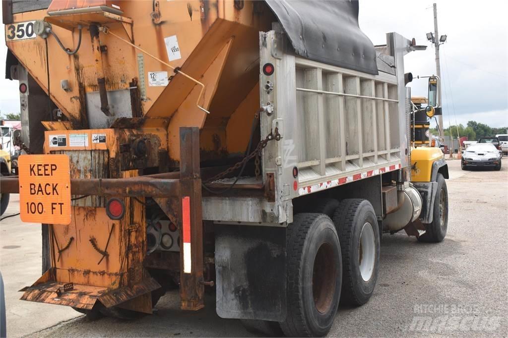 Mack RD688S Camion ribaltabili