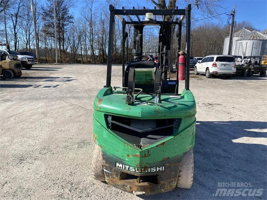 Mitsubishi FG30N Carrelli elevatori-Altro