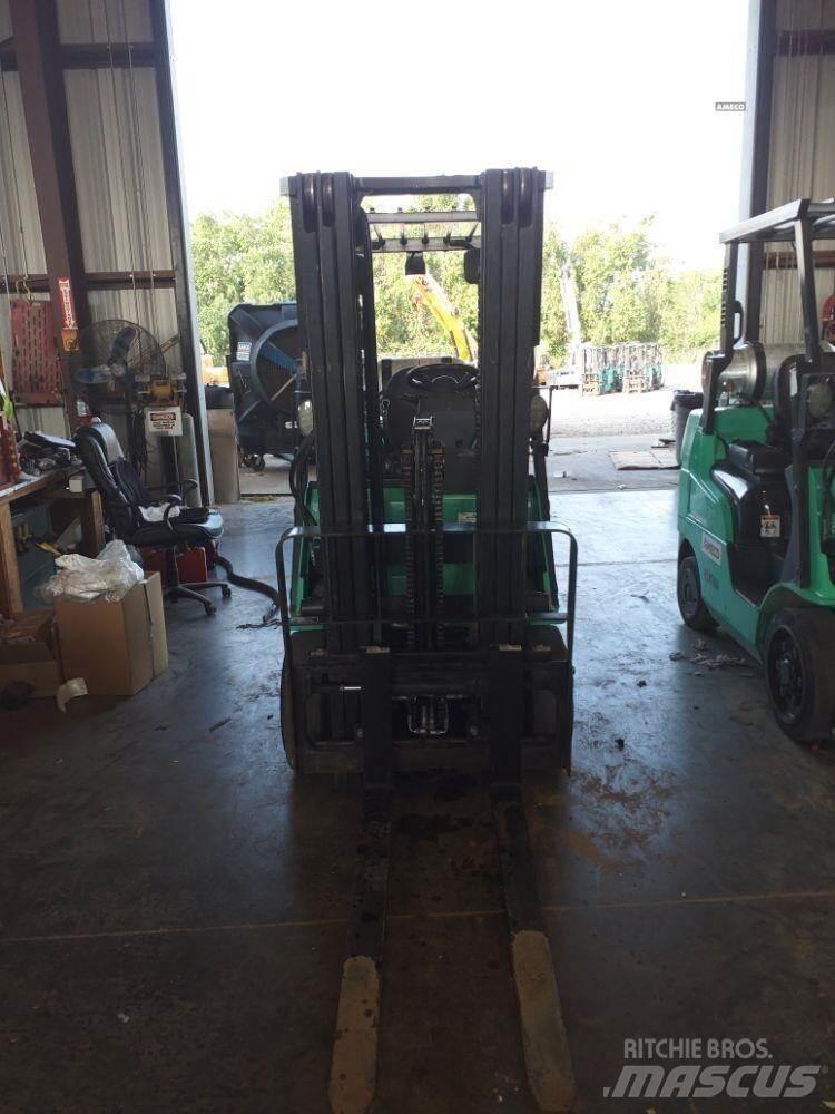 Mitsubishi FGC25 Carrelli elevatori-Altro
