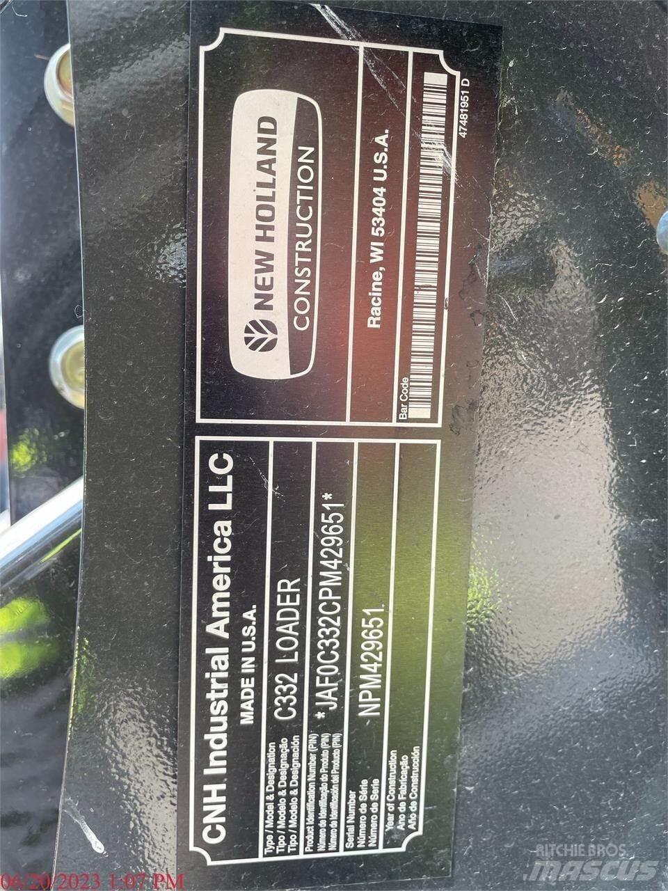 New Holland C332 Mini Pale Gommate