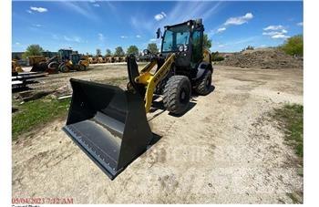 New Holland W80C Pale gommate