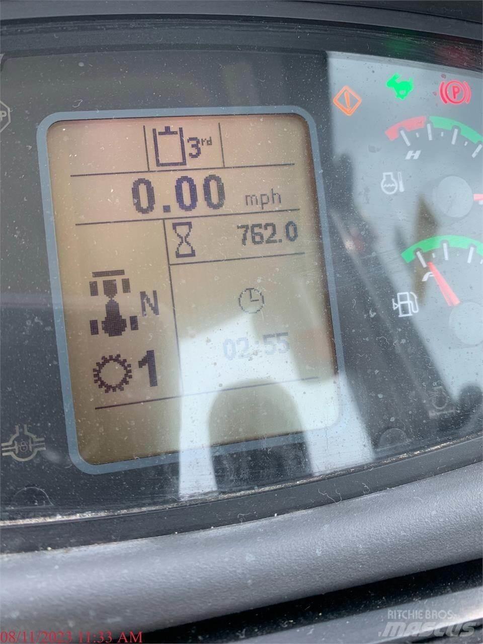 New Holland W80C Pale gommate