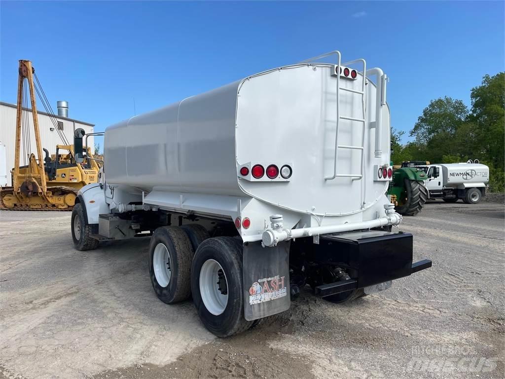 Peterbilt 335 Autocisterne