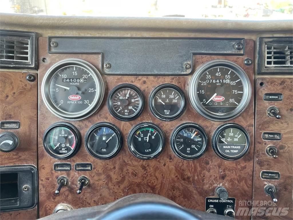 Peterbilt 335 Autocisterne