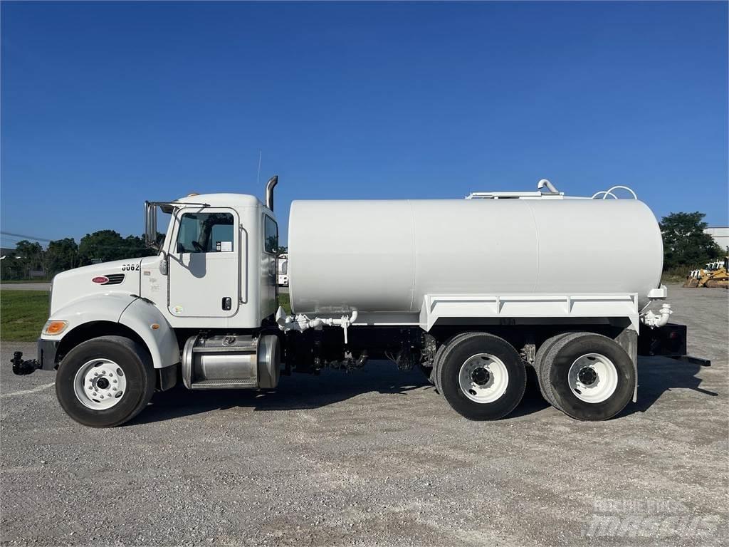 Peterbilt 348 Autocisterne