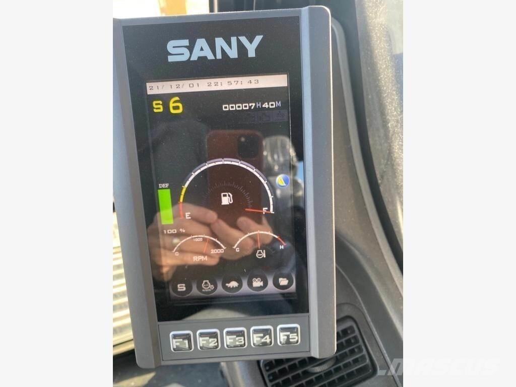 Sany SY215C LC Escavatori cingolati