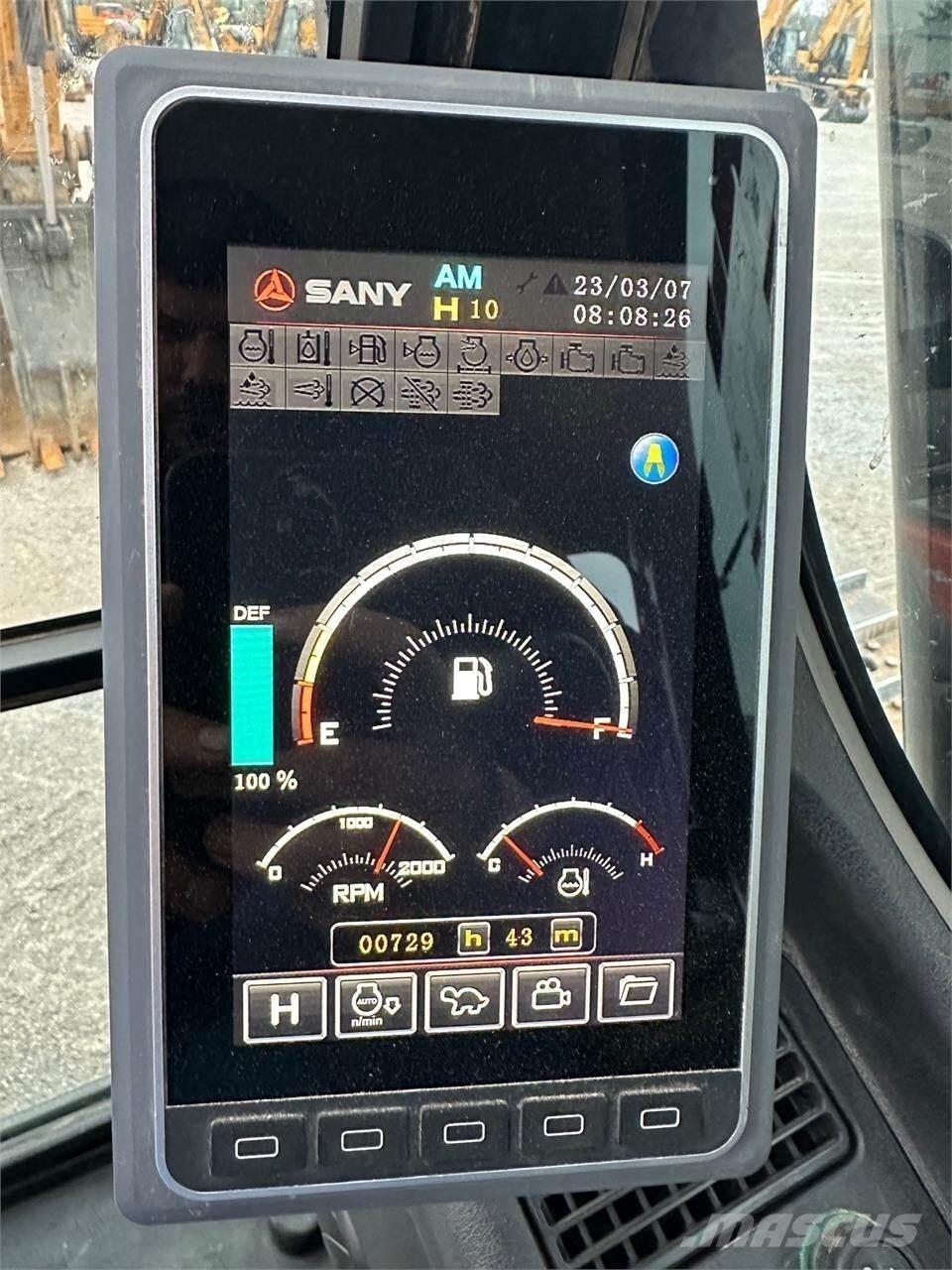 Sany SY225C Escavatori cingolati