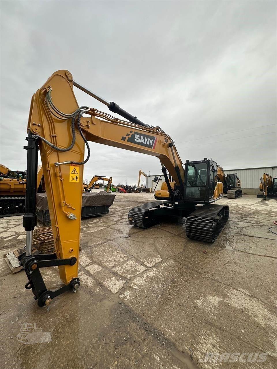 Sany SY225C Escavatori cingolati
