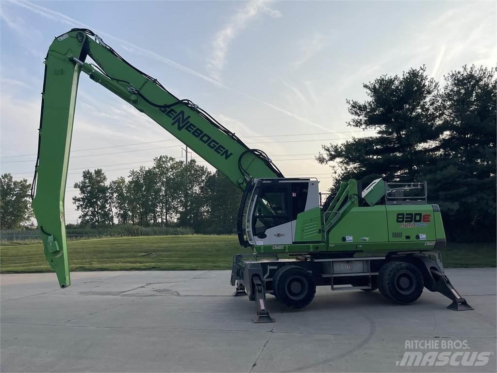 Sennebogen 830M Movimentazione rifiuti