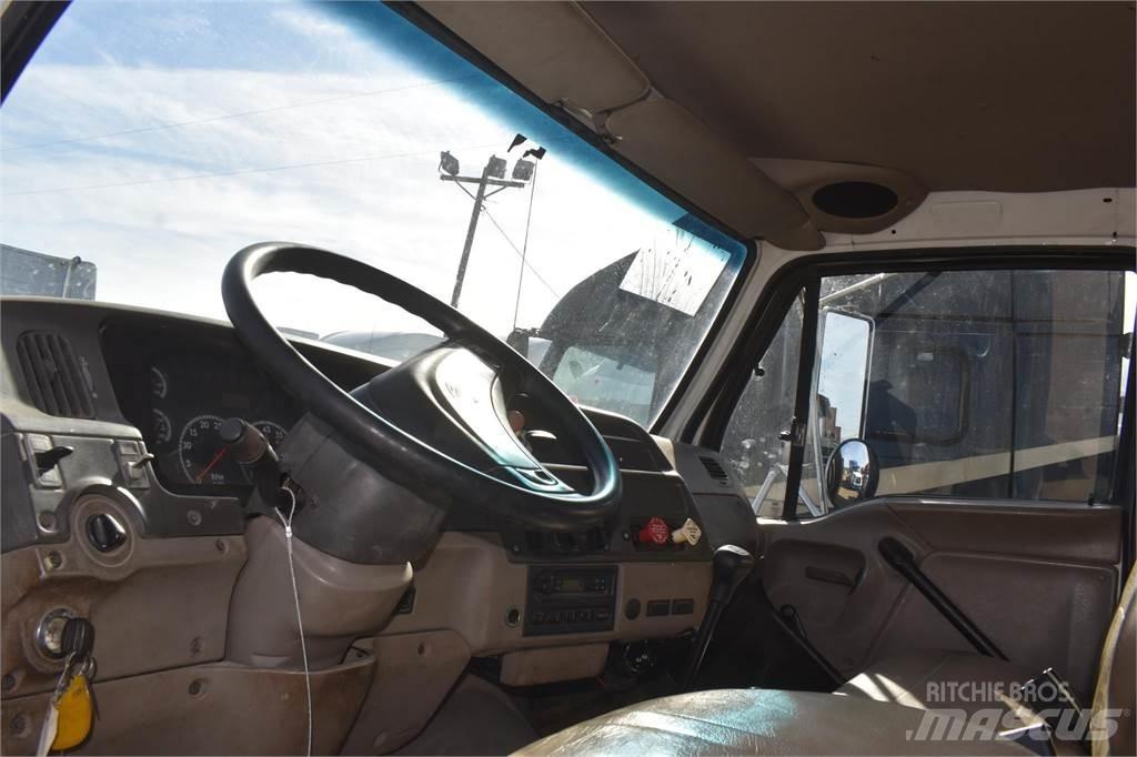 Sterling ACTERRA Camion ribaltabili