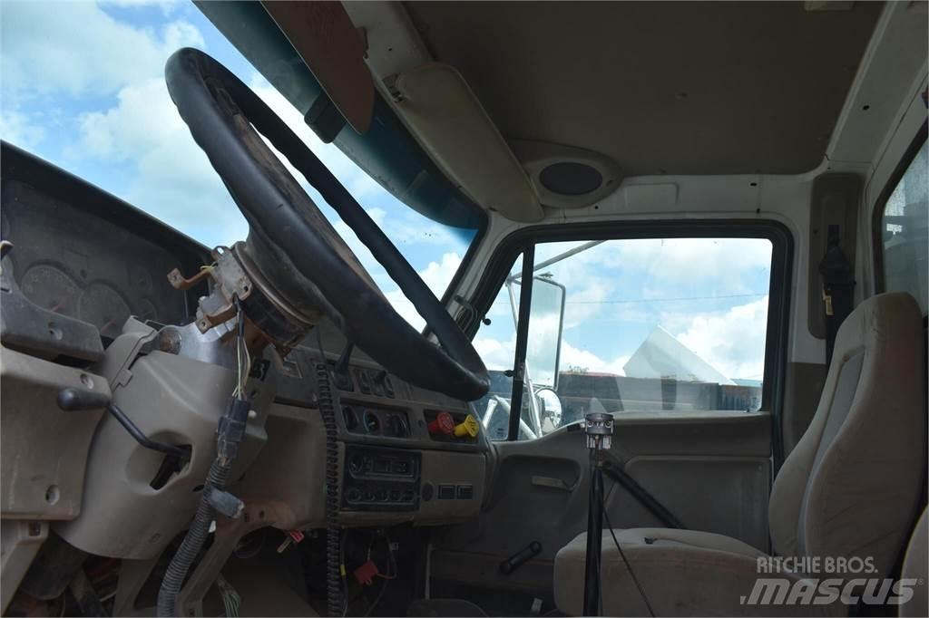 Sterling L9500 Camion ribaltabili